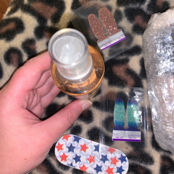 Revlon Colorstay foundation- 110 Ivory BUNDLE - Picture 5 of 6